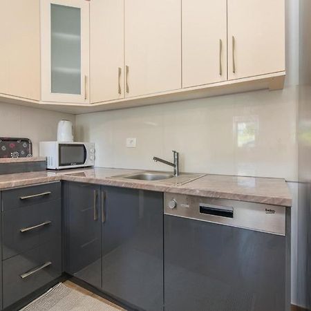 Irma Apartment Dajla Luaran gambar
